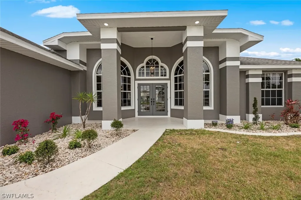 204 SW 47th Street Cape Coral FL 33914