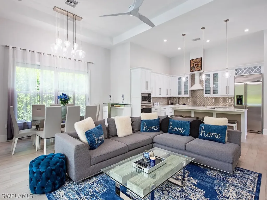 710 Soll Street Naples FL 34109
