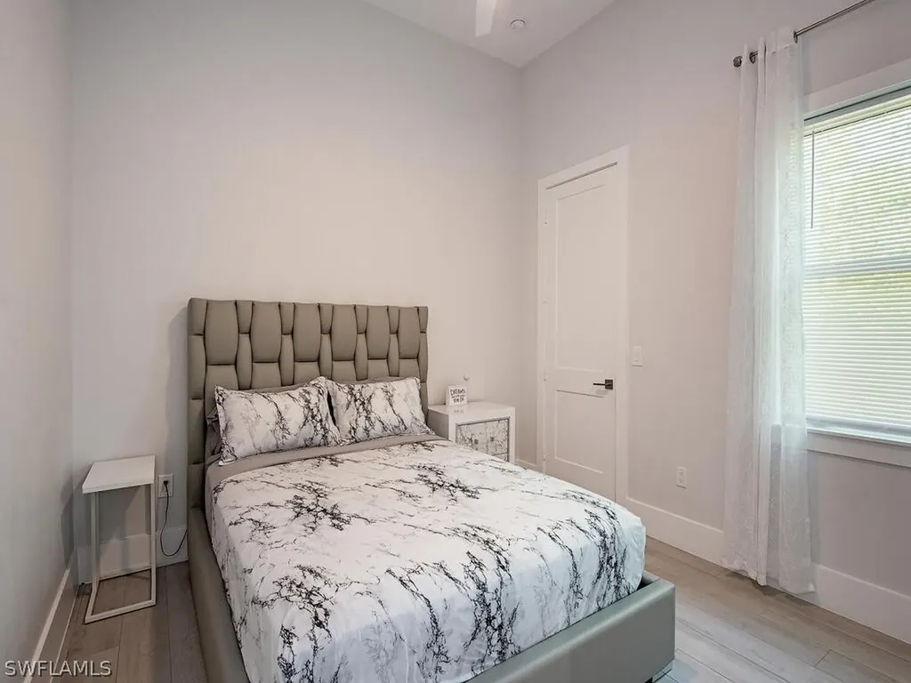 710 Soll Street Naples FL 34109