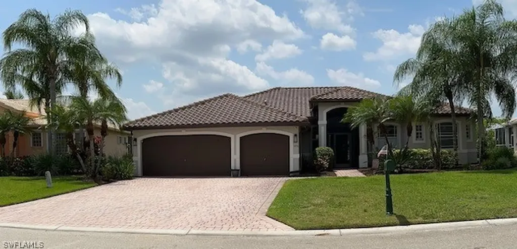 1076 Port Orange Way Naples FL 34120