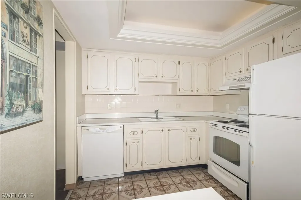 3030 Binnacle Drive Naples FL 34103