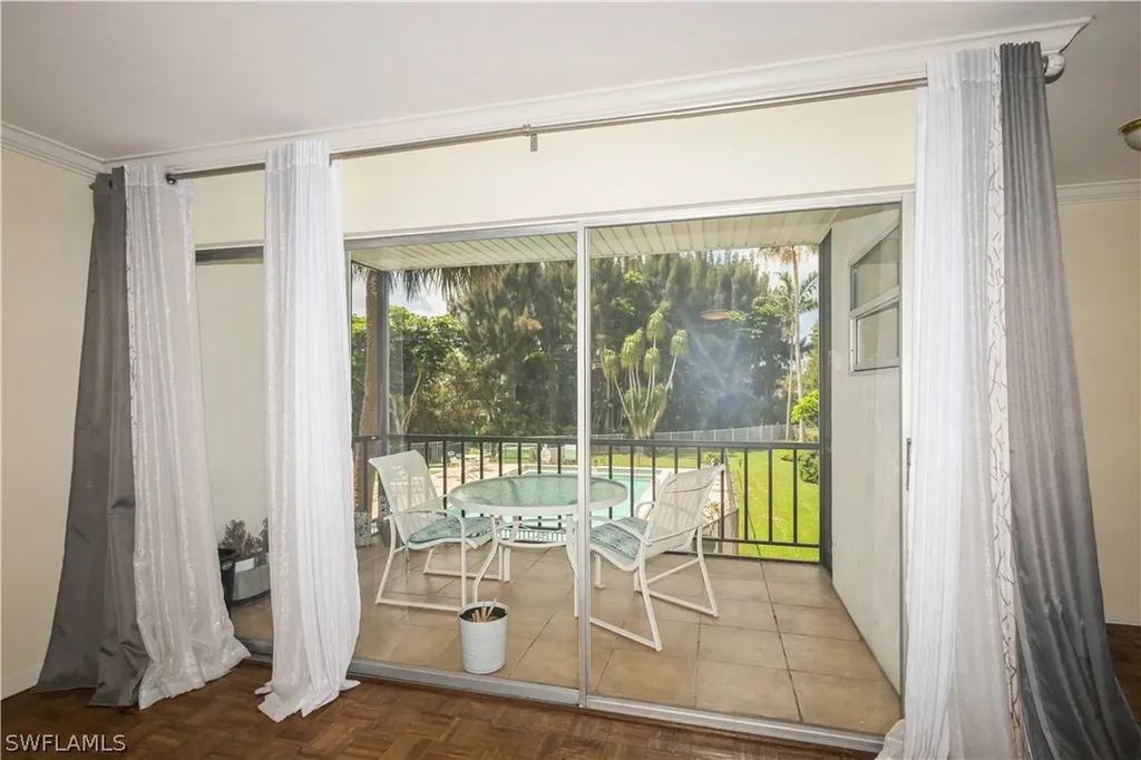 3030 Binnacle Drive Naples FL 34103