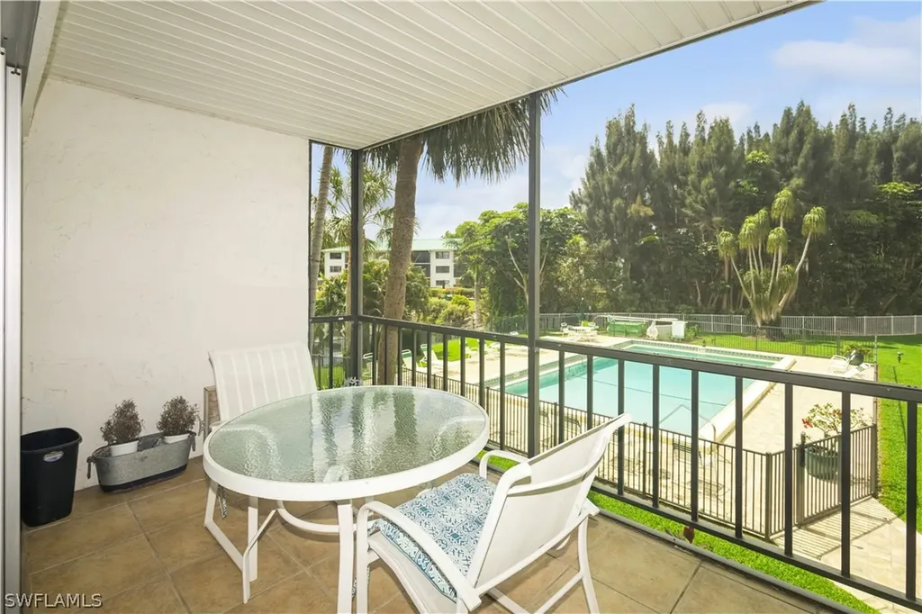 3030 Binnacle Drive Naples FL 34103