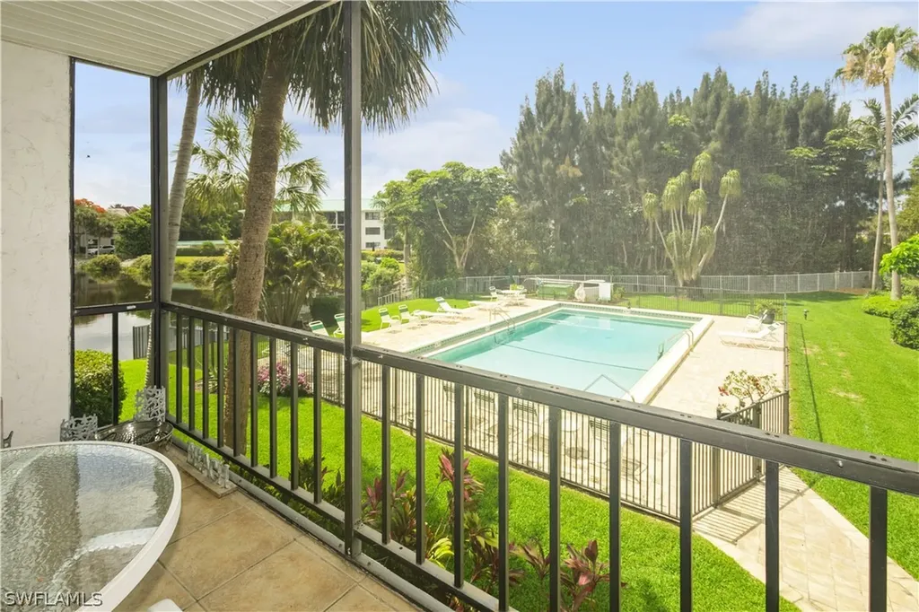 3030 Binnacle Drive Naples FL 34103