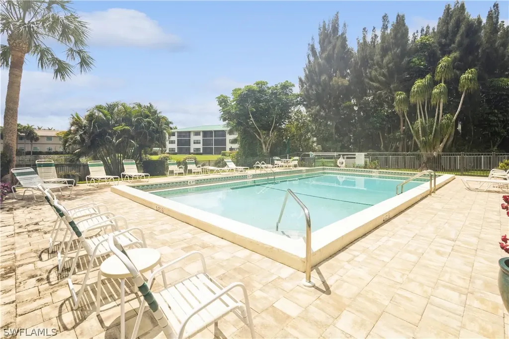 3030 Binnacle Drive Naples FL 34103