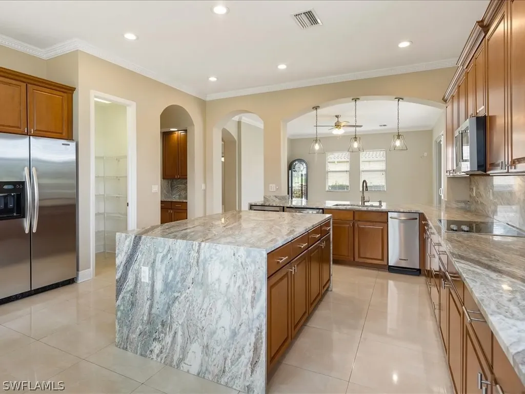 1996 Jacklin Court Naples FL 34120