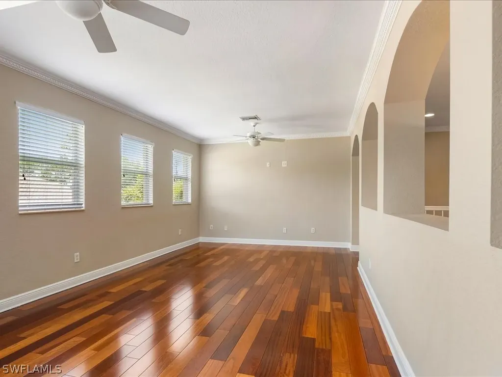 1996 Jacklin Court Naples FL 34120