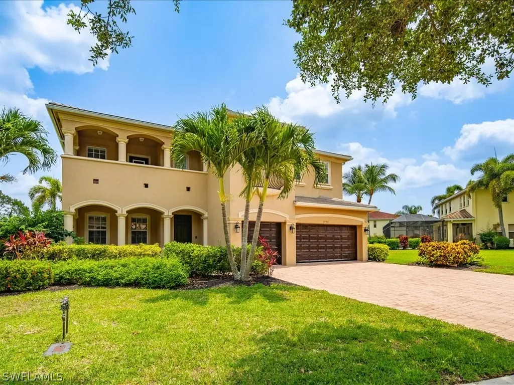 1996 Jacklin Court Naples FL 34120