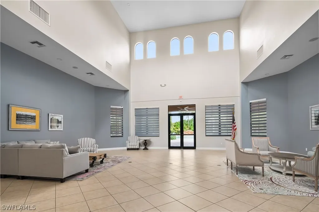 1996 Jacklin Court Naples FL 34120