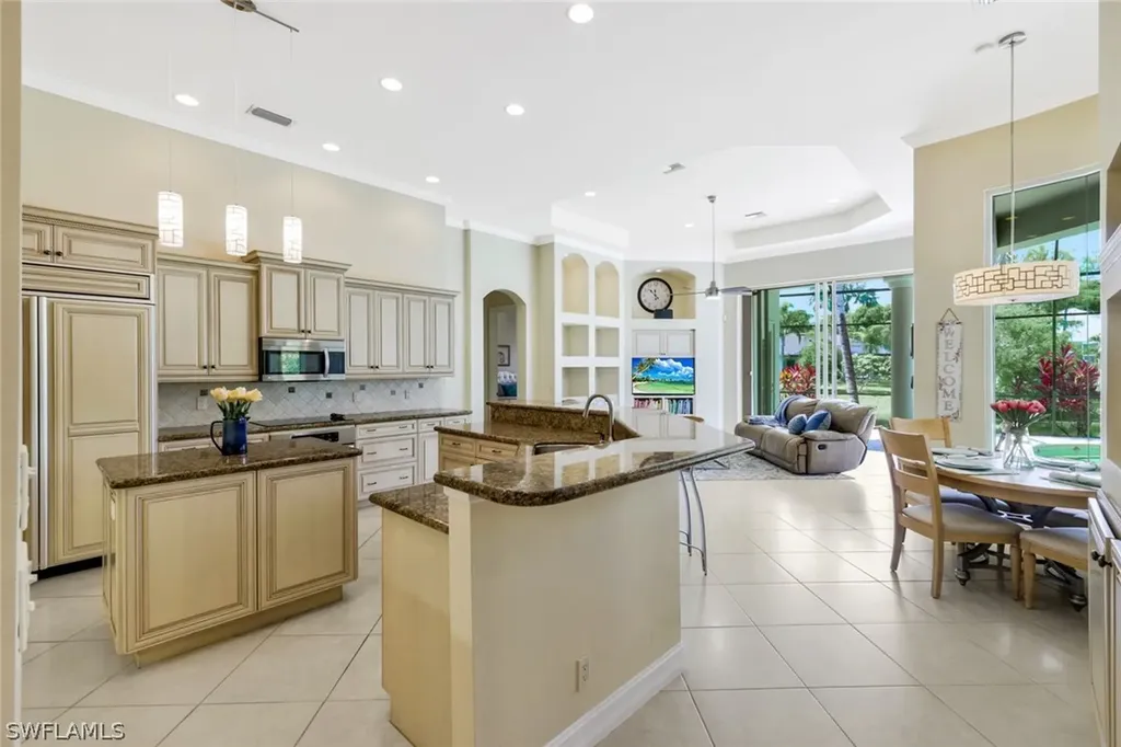 7681 Santa Margherita Way Naples FL 34109