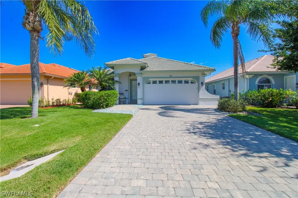 695 92nd Avenue N Naples FL 34108
