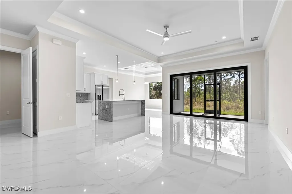 3690 41st Avenue NE Naples FL 34120