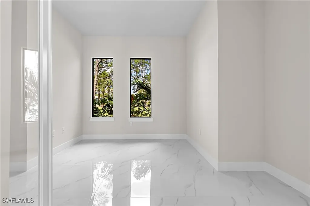 3690 41st Avenue NE Naples FL 34120