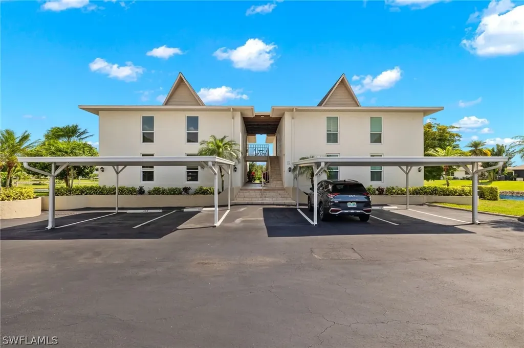 103 Georgetown Boulevard Naples FL 34112