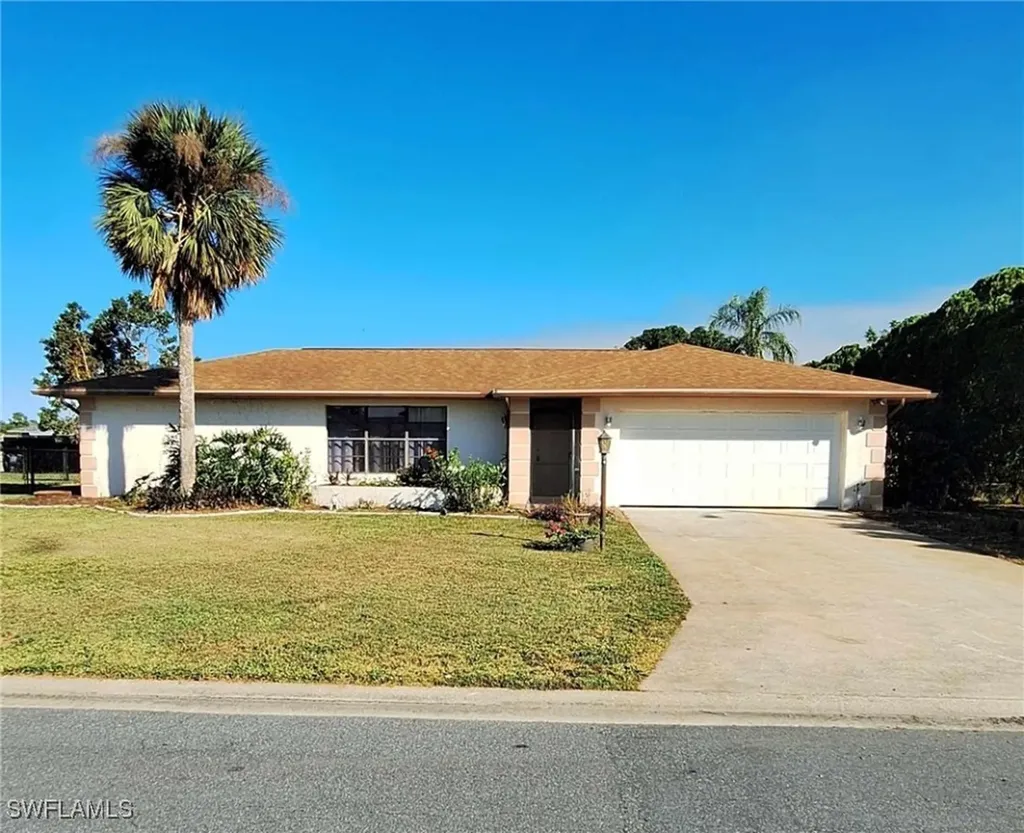 16 Lorelei Avenue Lehigh Acres FL 33936