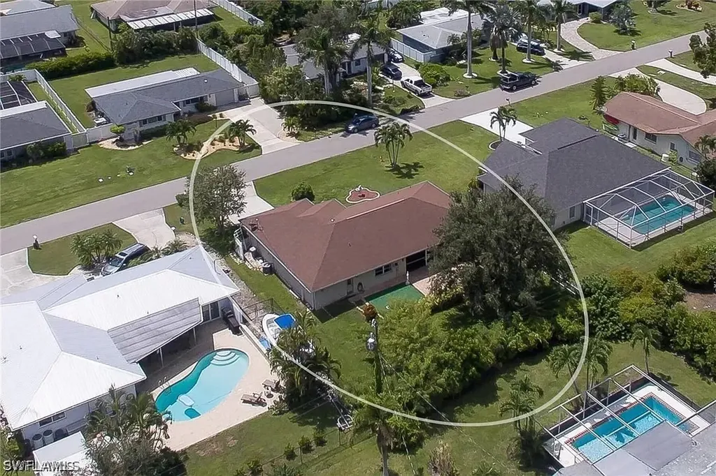 227 SE 43rd Lane Cape Coral FL 33904