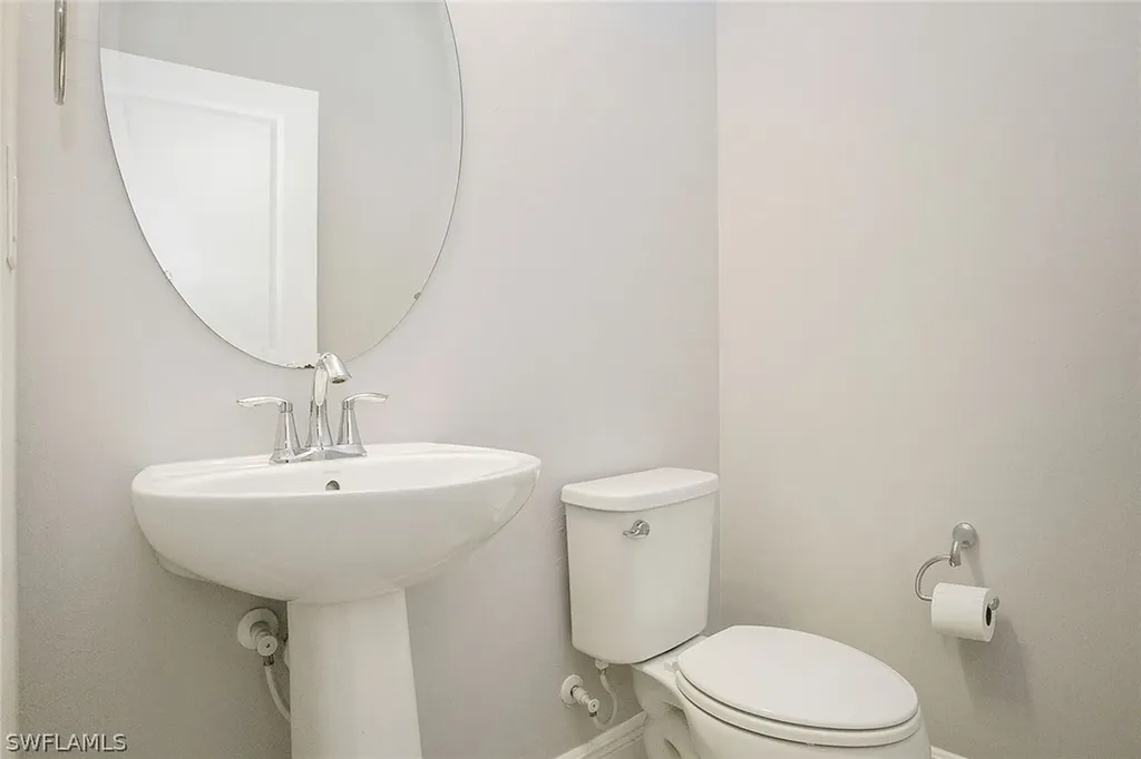 1439 Santiago Circle Naples FL 34113