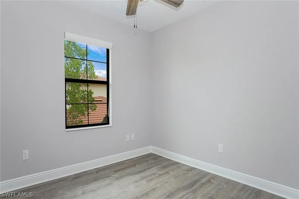1439 Santiago Circle Naples FL 34113