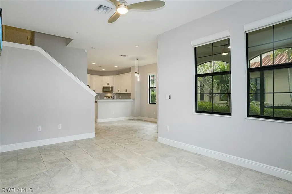 1439 Santiago Circle Naples FL 34113