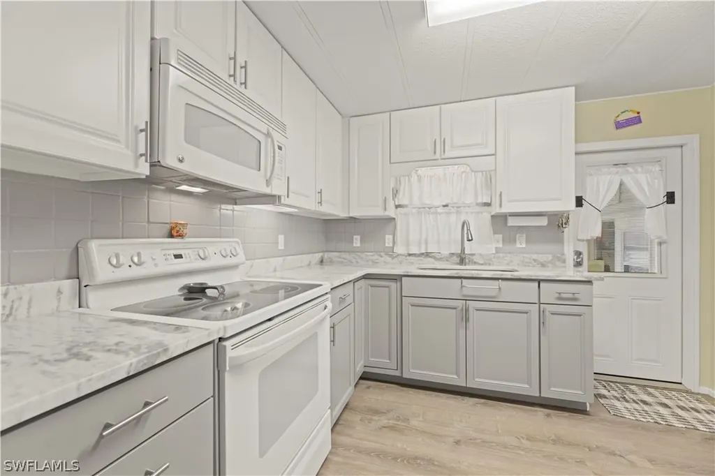 339 Shoreland Drive Fort Myers FL 33905