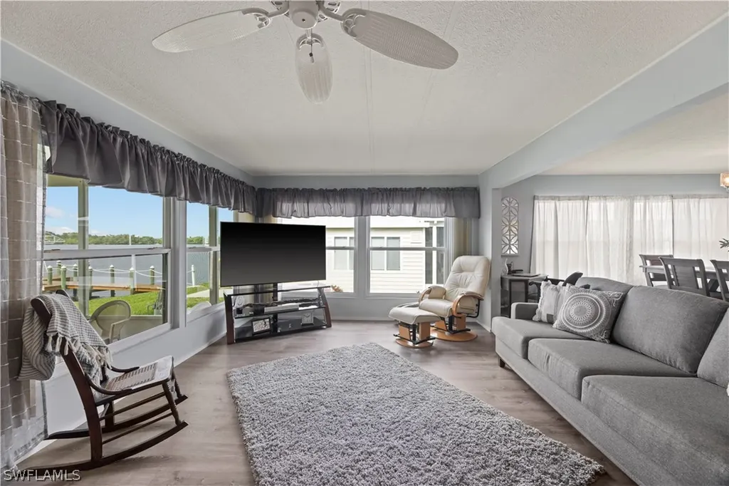 339 Shoreland Drive Fort Myers FL 33905