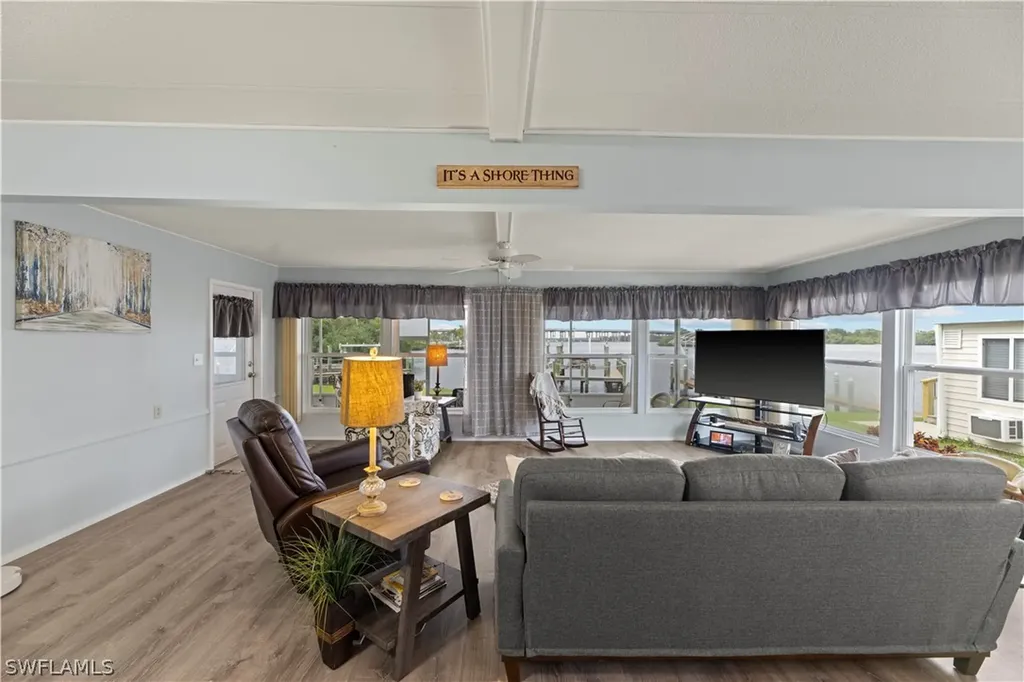 339 Shoreland Drive Fort Myers FL 33905