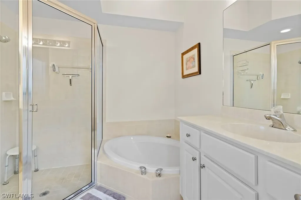 6713 Calumet Drive Naples FL 34113