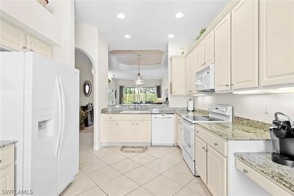 6713 Calumet Drive Naples FL 34113
