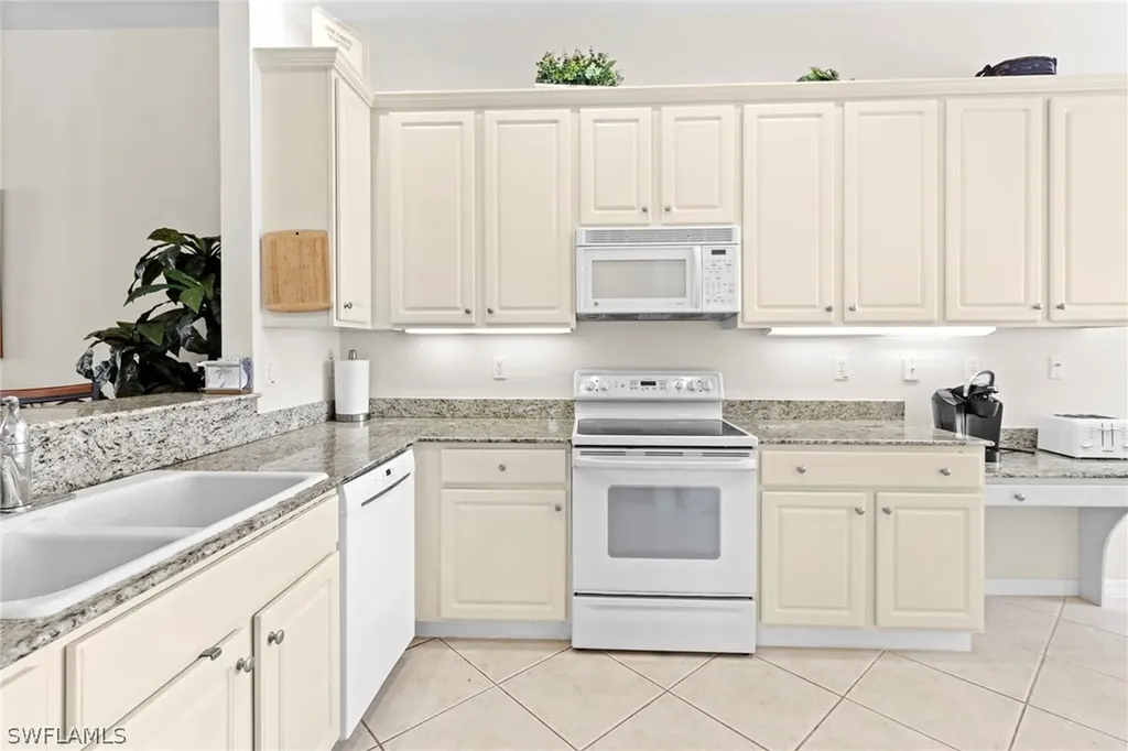 6713 Calumet Drive Naples FL 34113