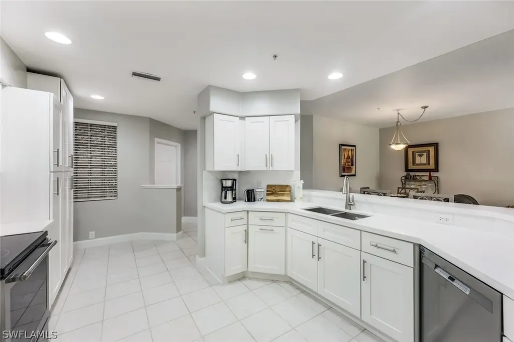 9150 Southmont Cove Fort Myers FL 33908