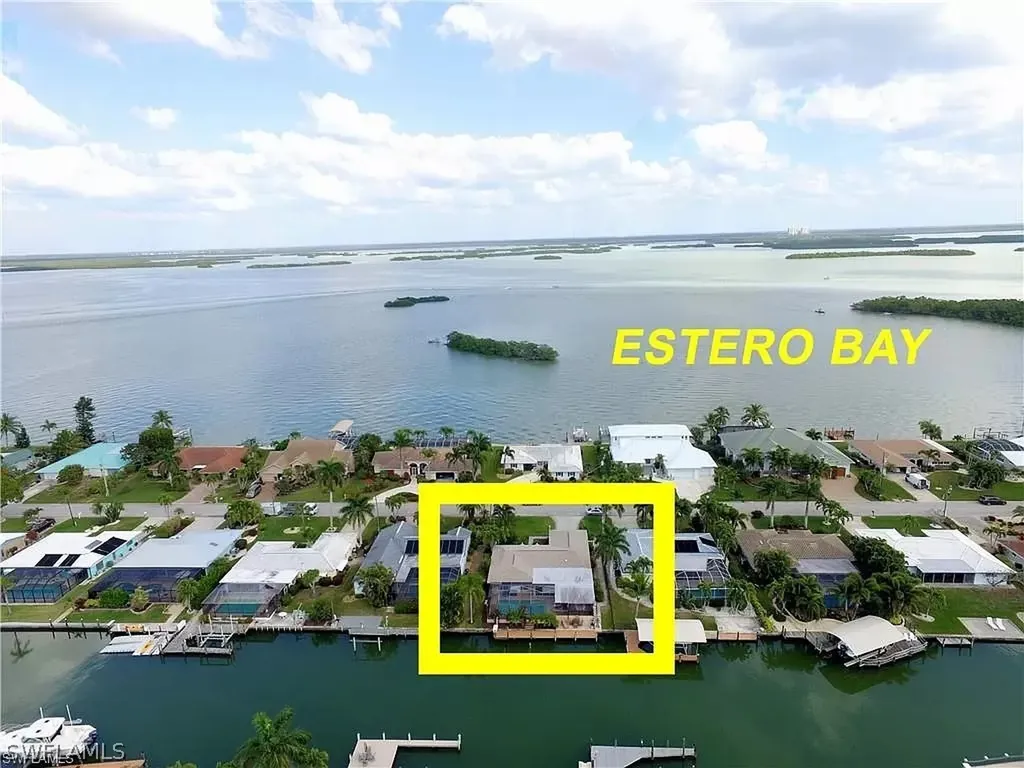 16 Bayview Boulevard Fort Myers Beach FL 33931