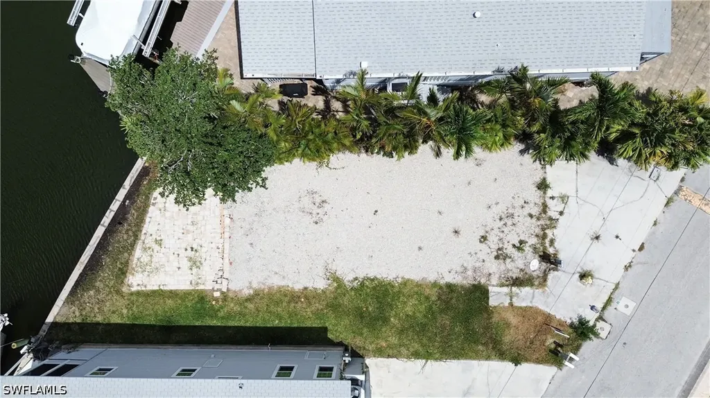 36 Emily Lane Fort Myers Beach FL 33931