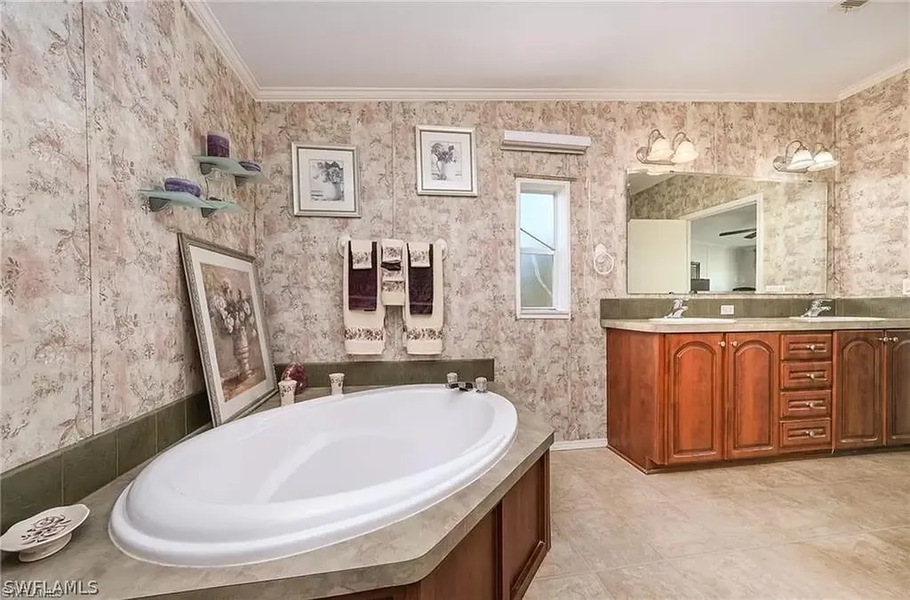 23660 Tinas Lane Fort Myers FL 33913