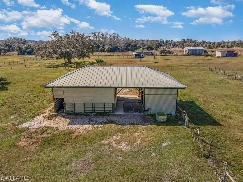 23660 Tinas Lane Fort Myers FL 33913