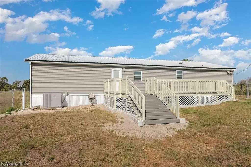 23660 Tinas Lane Fort Myers FL 33913