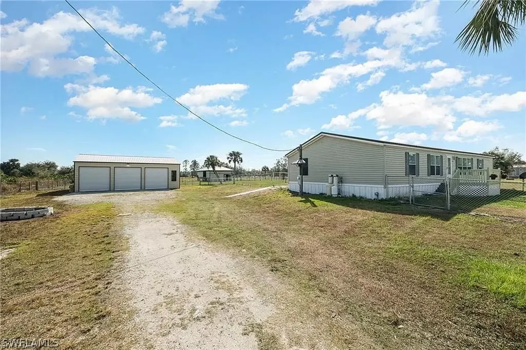 23660 Tinas Lane Fort Myers FL 33913