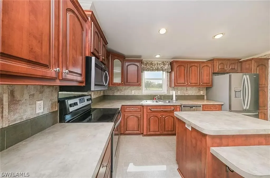 23660 Tinas Lane Fort Myers FL 33913