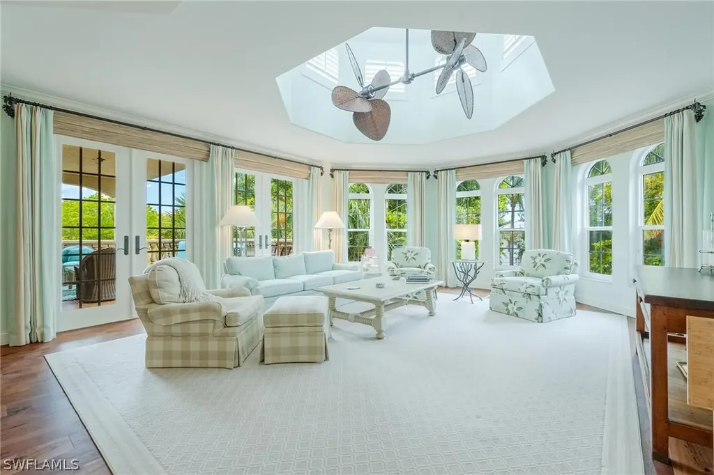 399 4th Street S Naples FL 34102