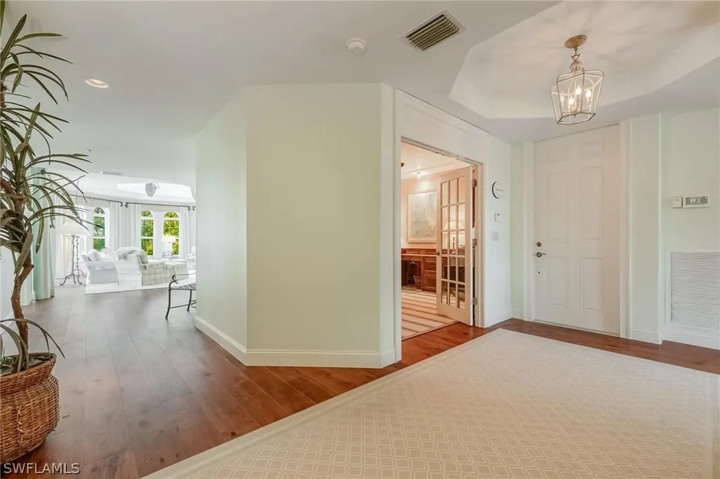 399 4th Street S Naples FL 34102