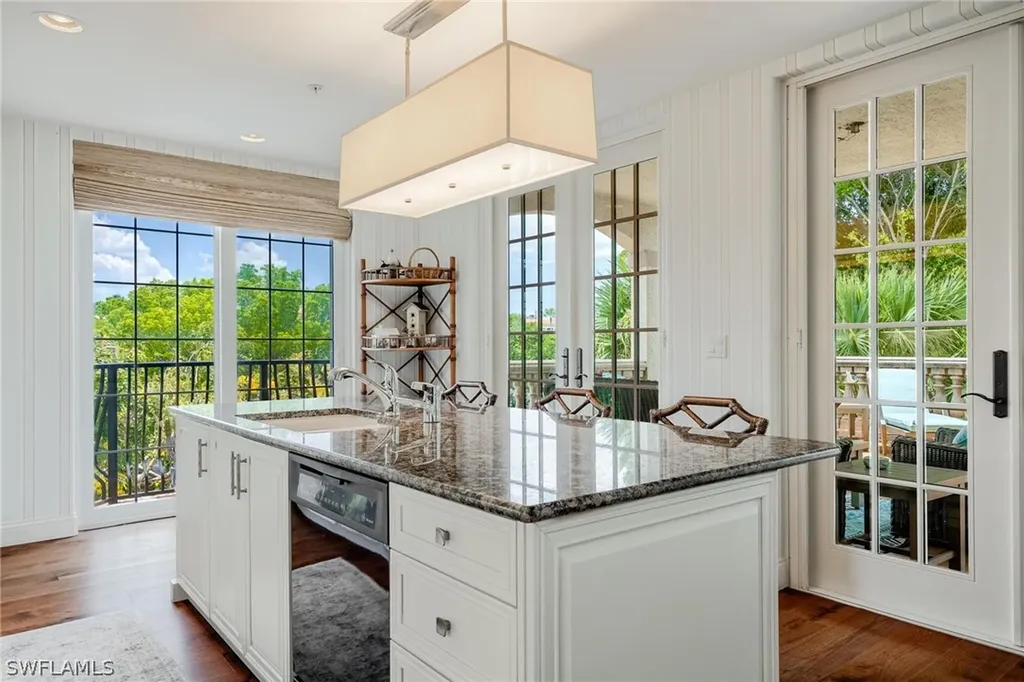 399 4th Street S Naples FL 34102