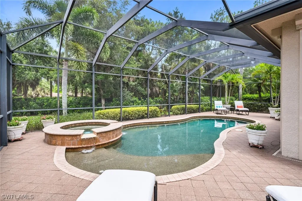 5814 Hammock Isle Drive Naples FL 34119