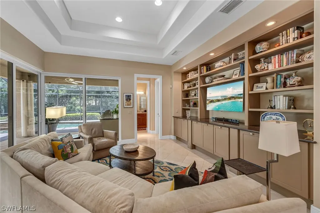 5814 Hammock Isle Drive Naples FL 34119