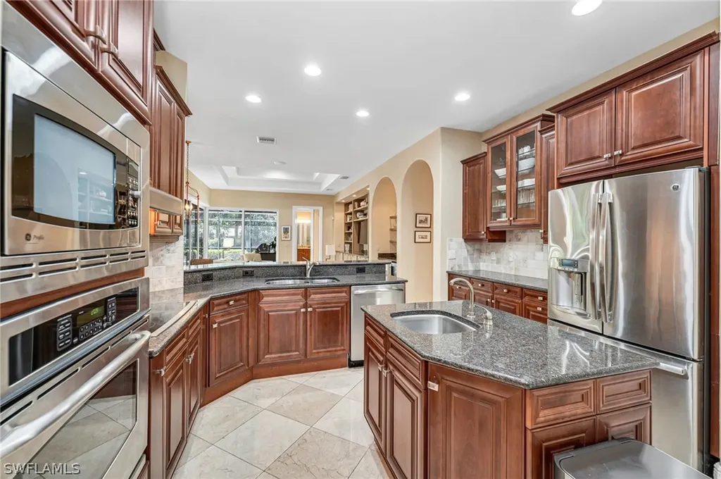 5814 Hammock Isle Drive Naples FL 34119