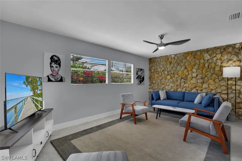 1155 6th Street S Naples FL 34102