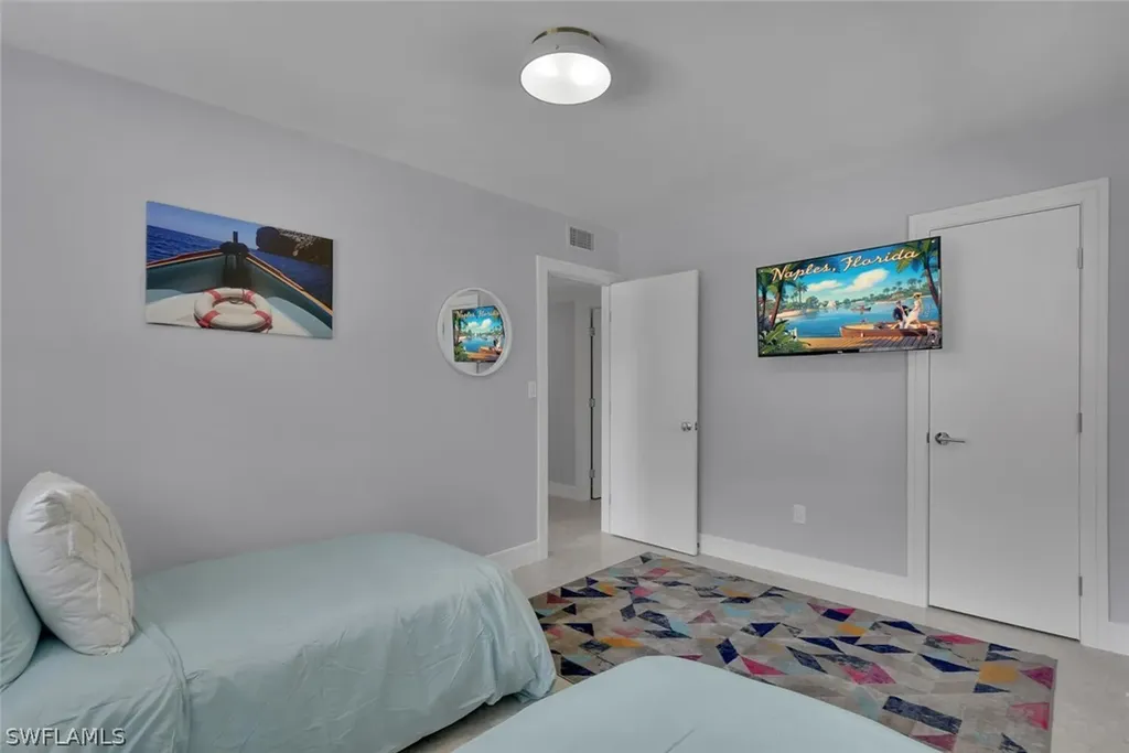 1155 6th Street S Naples FL 34102