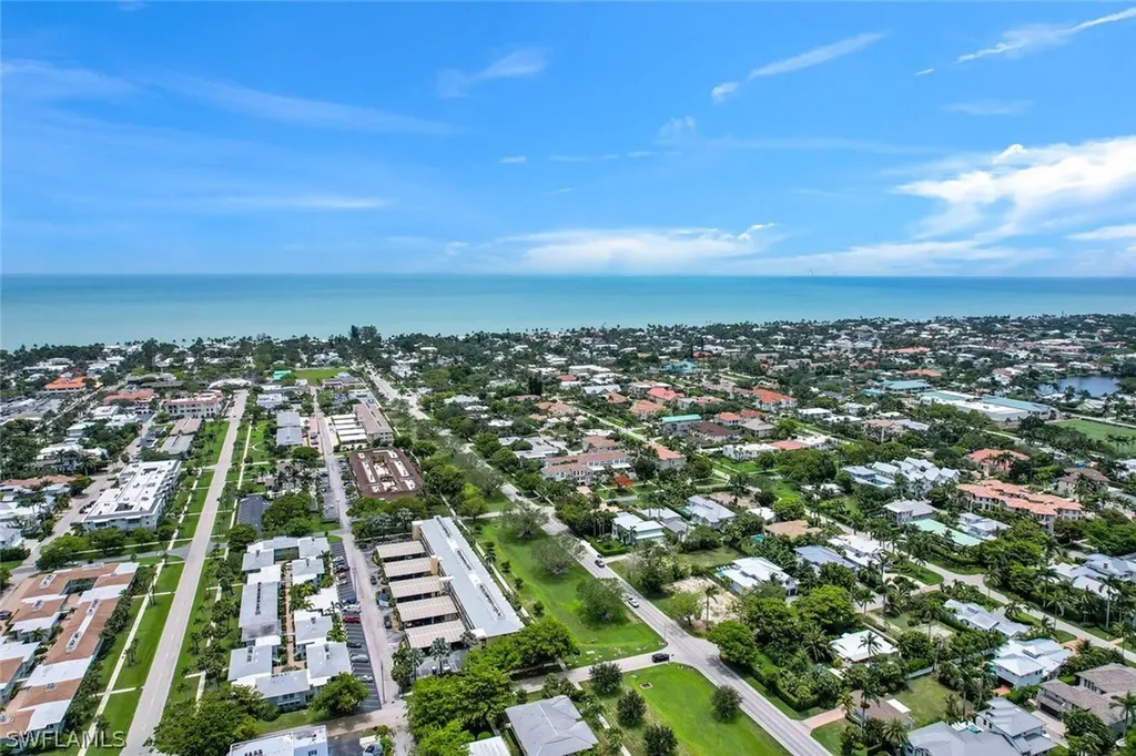 1155 6th Street S Naples FL 34102