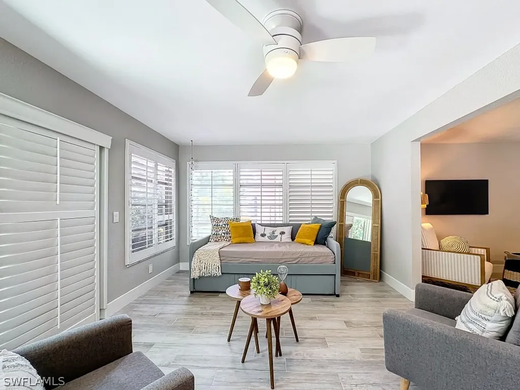 9 Knights Bridge Road Naples FL 34112