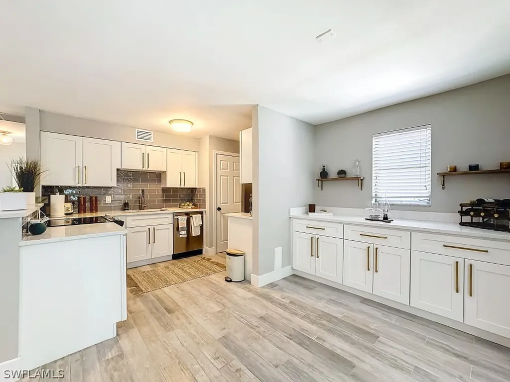 9 Knights Bridge Road Naples FL 34112