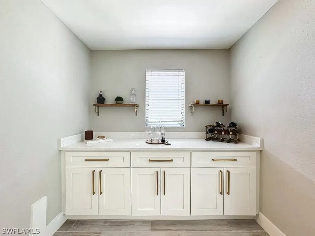 9 Knights Bridge Road Naples FL 34112