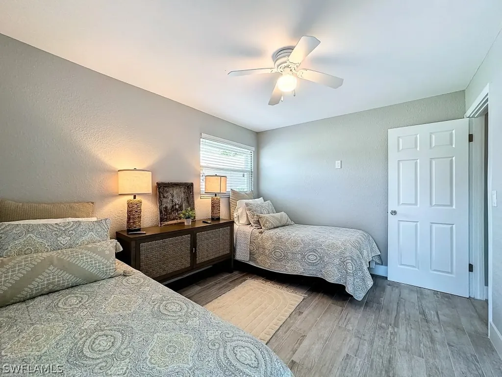 9 Knights Bridge Road Naples FL 34112